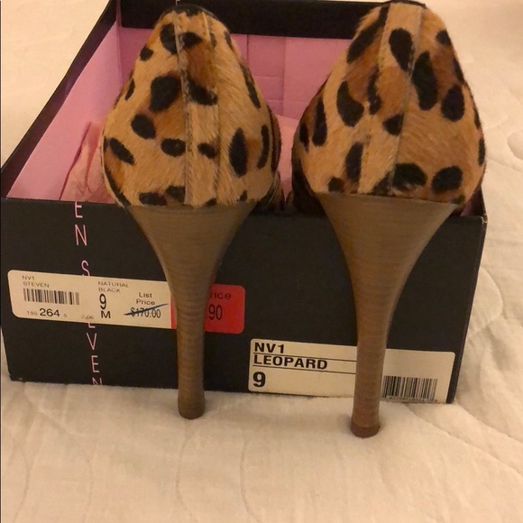 Steve Madden Leopard heels - Picture 4 of 6